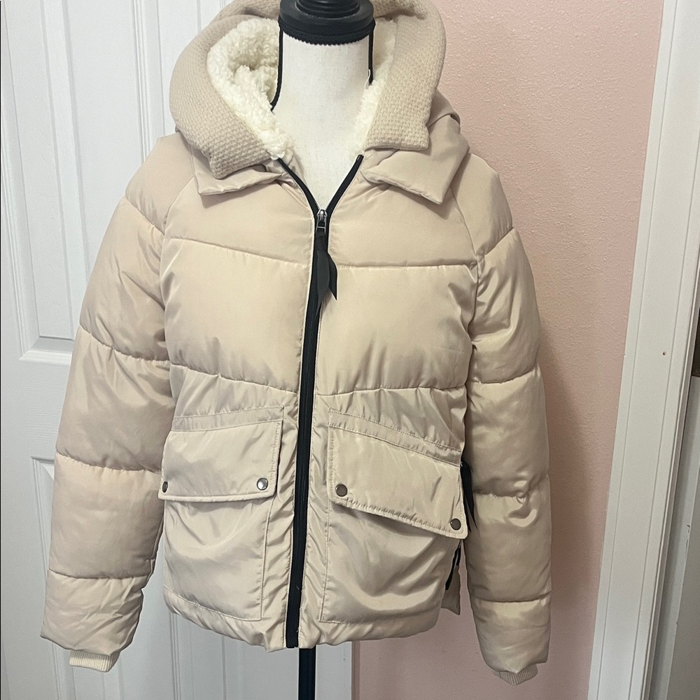 Women's Cream Puffer Jacket with Hood